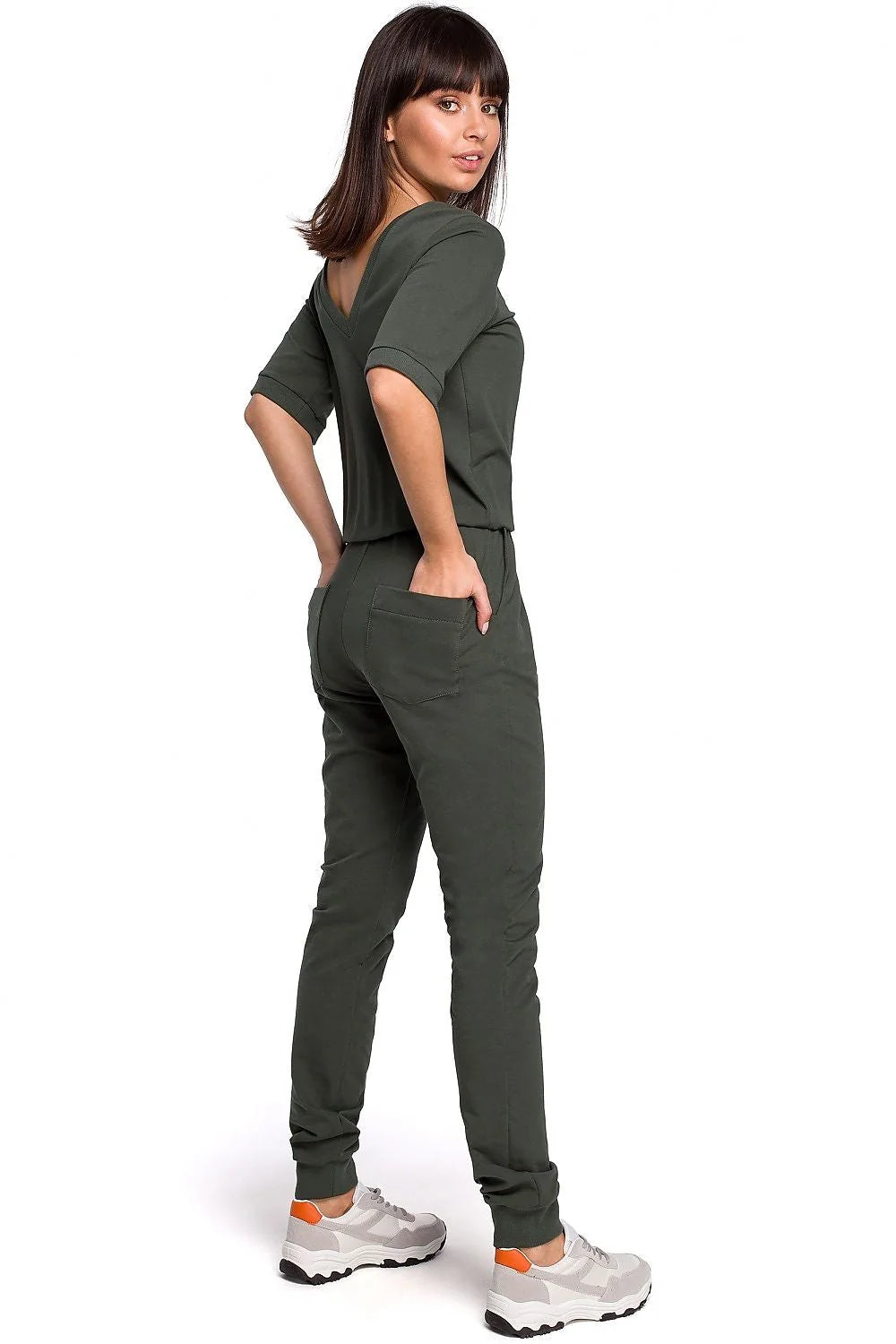 Survêtement coton décontracté kaki chic et confortable avec poches latérales pour femme active moderne
