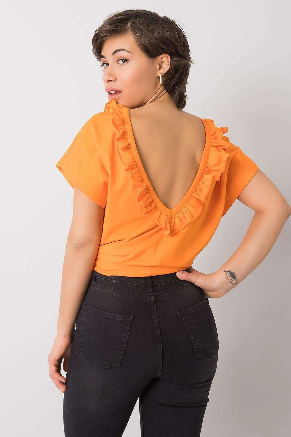 Chemisier élégant pour femme en coton 95% lycra 5% coupe ample manches courtes beige pâle sans motifs