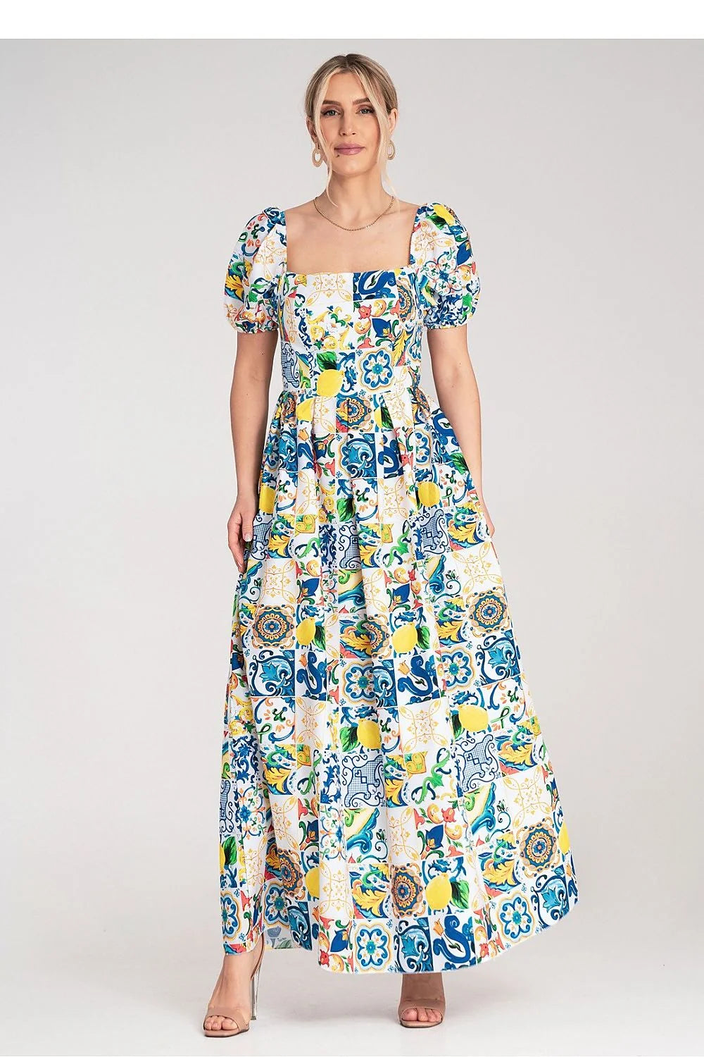 robe longue maxi bohèmechic estivale coton élasthanne manches ballon courtes encolure carrée buste cintré jupe ample plissée imprimé mosaïque multicolore