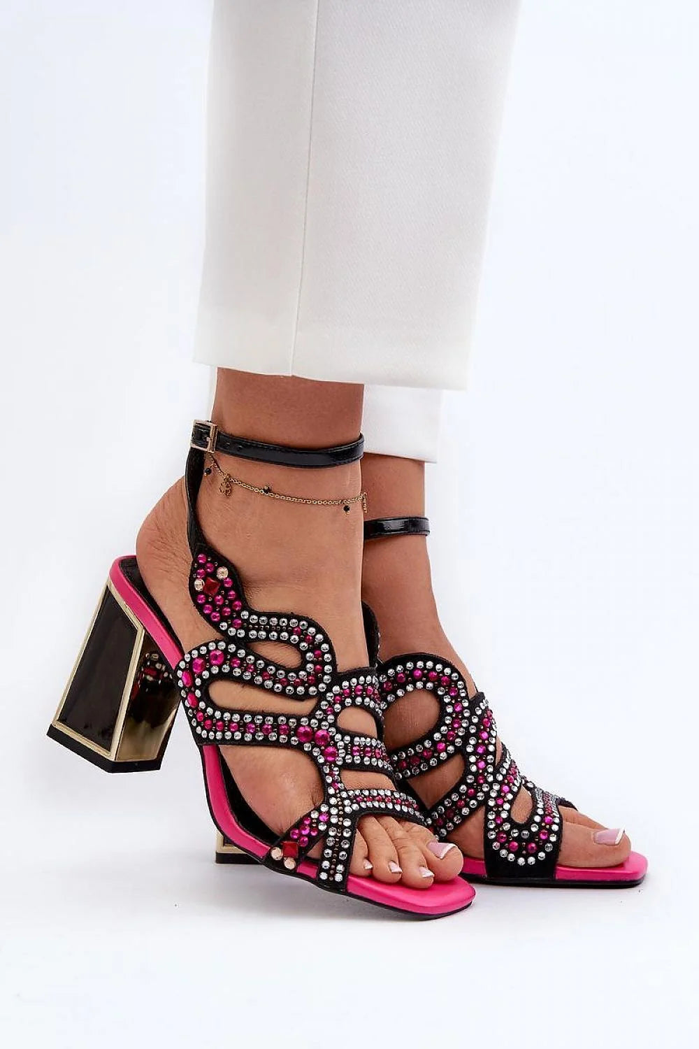 sandales talon bloc femme strass multicolores cuir suédé écologique noir fuchsia semelle rembourrée bride cheville réglable carré glamour
