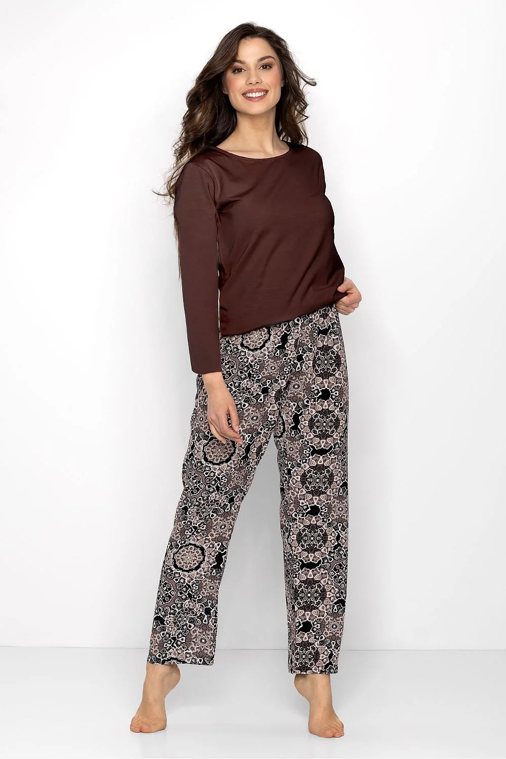 Pyjama Momenti Per Me femme élégance confort haut manches longues encolure ronde pantalon ample motif géométrique neutre