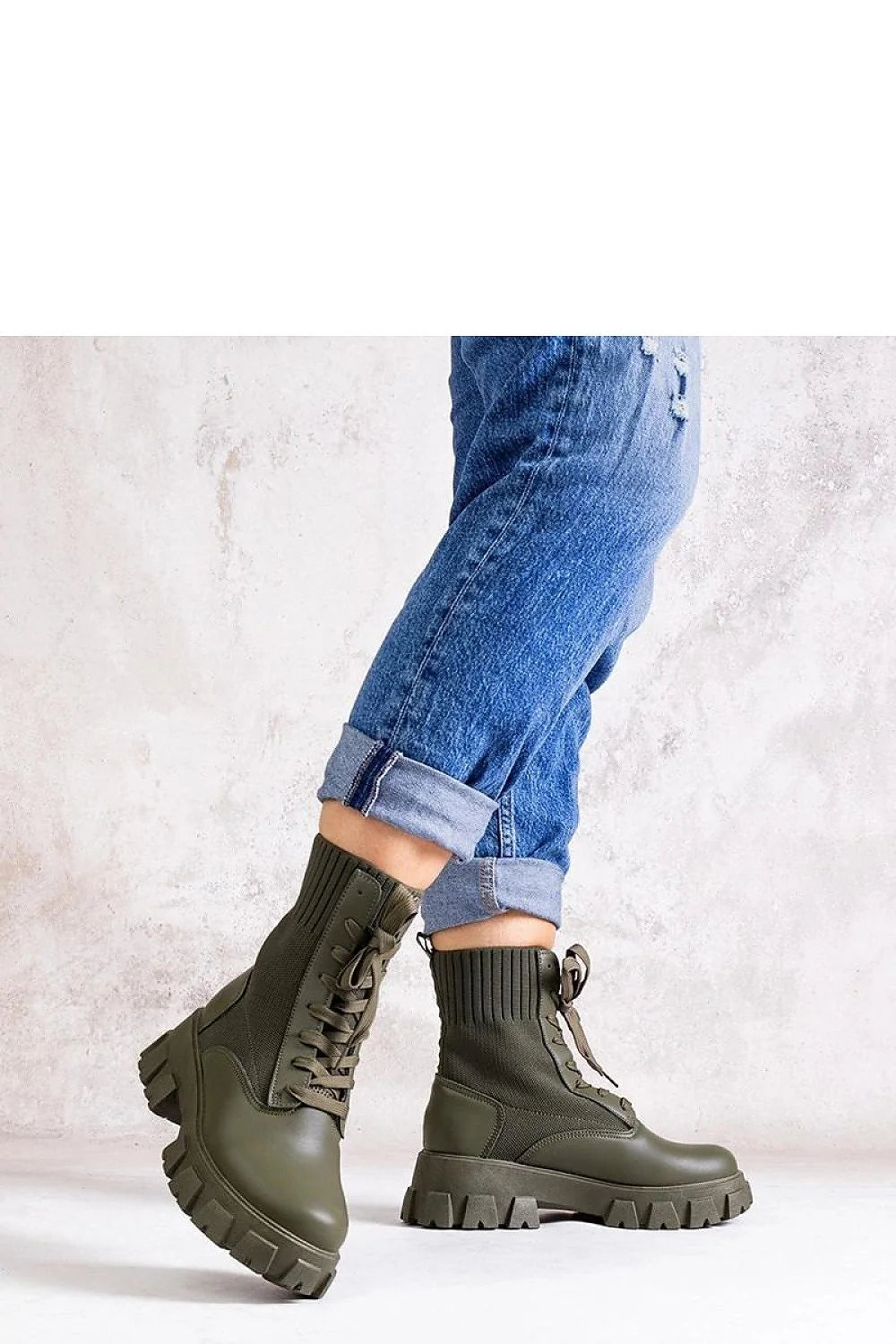 Bottes femmes kaki robuste moderne cuir synthétique tissu tricoté lacets semelle crantée confort automne hiver