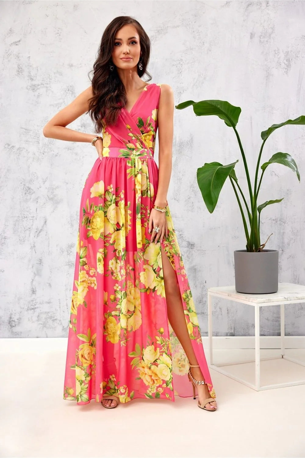 Robe longue élégante sans manches en mousseline floral bleu violet rose femme été garden party
