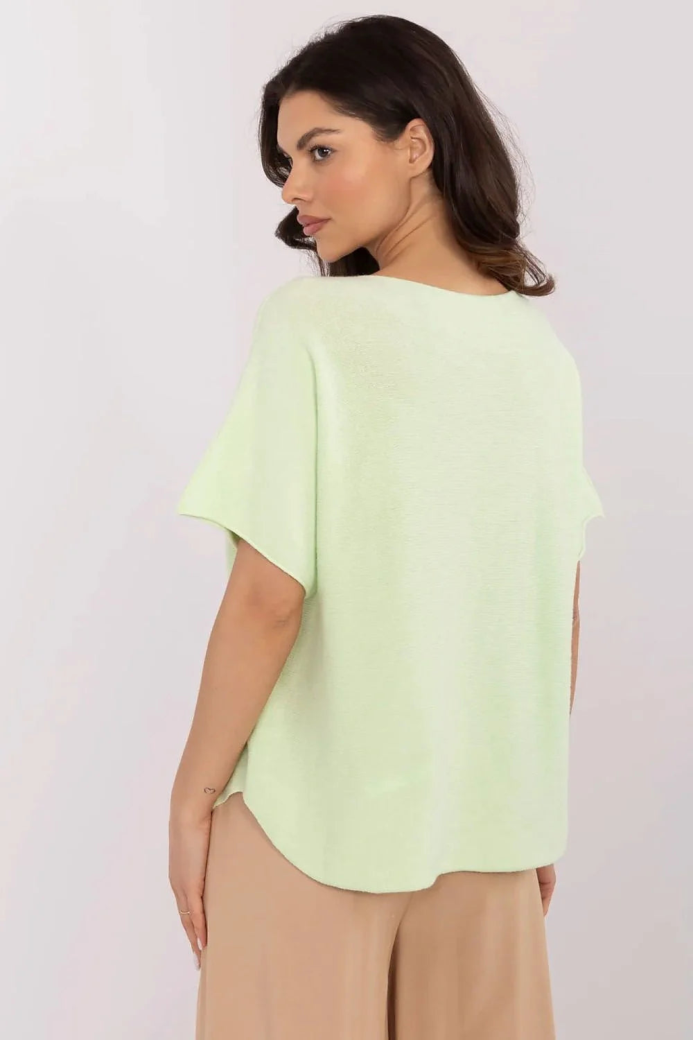 Blouse femme moderne décontractée en V manches courtes coupe droite ample tissu maille fine couleur vert pastel doux