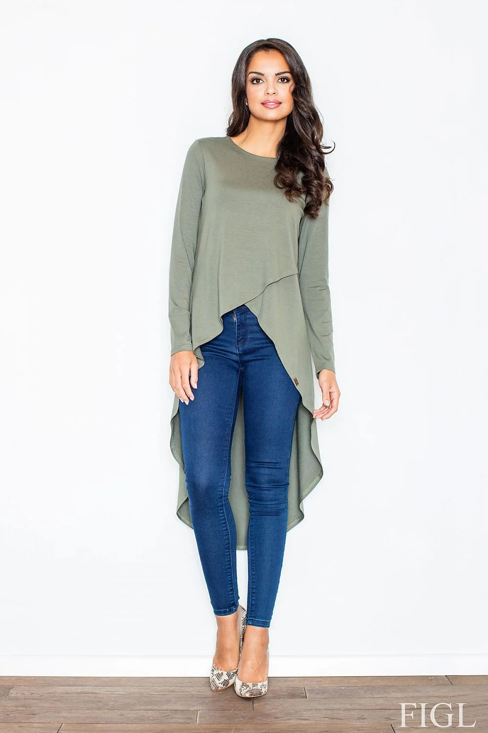 Tunique asymétrique coton décontractée élégante ourlet fluide moderne confort pour femmes contemporaines style chic