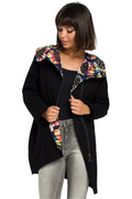 Veste à capuche en tissu noir moderne et décontracté pour un style élégant et confortable