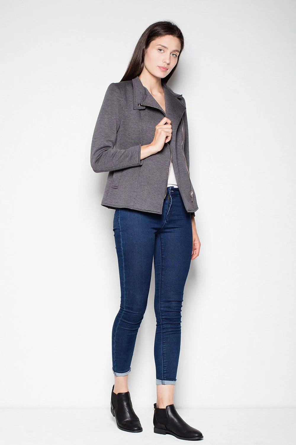 Veste moderne en coton cintrée grise avec fermeture éclair asymétrique pour un style décontracté élégant