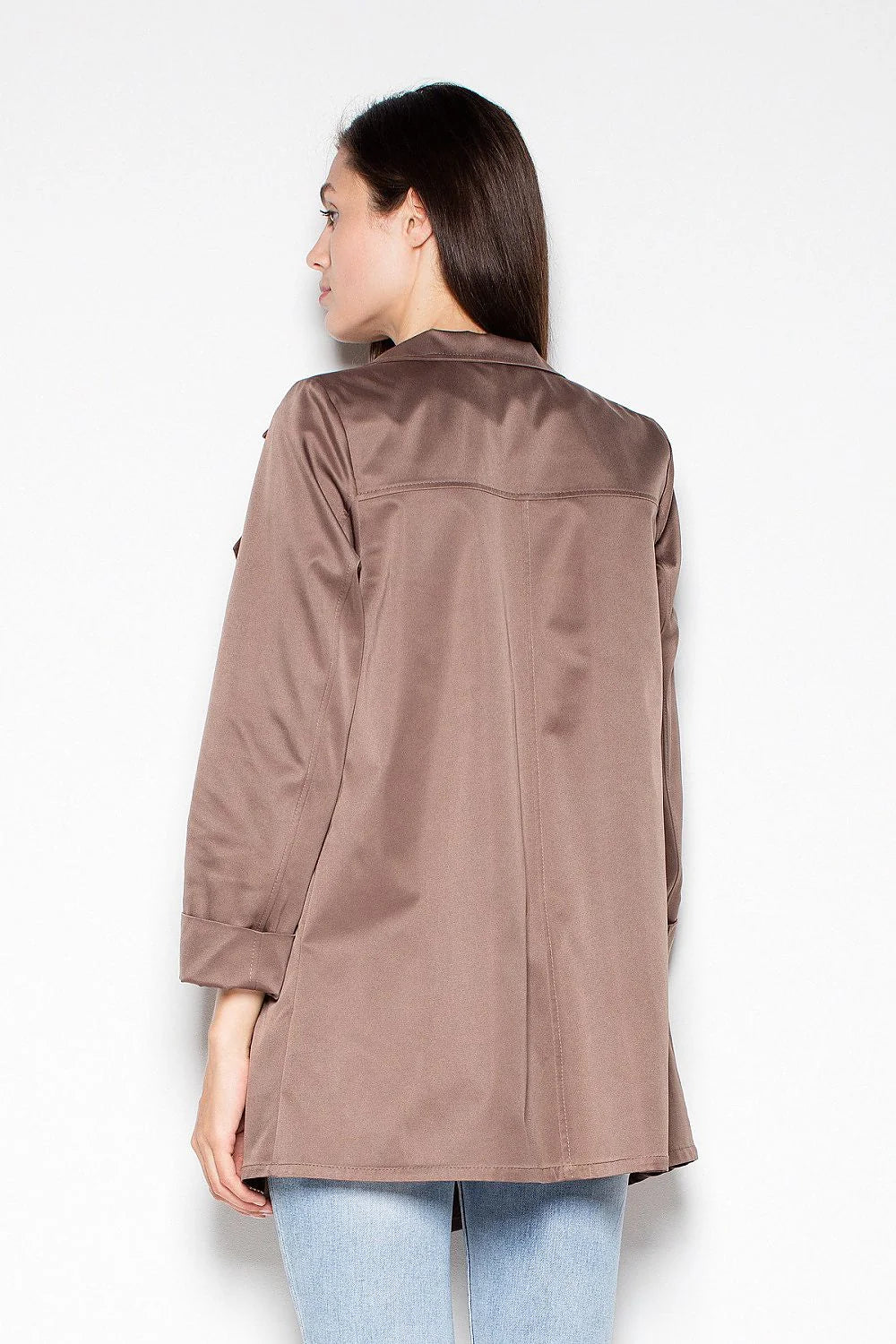 Veste noire ample moderne décontractée élégante pour femmes style contemporain quotidien chic et tendance